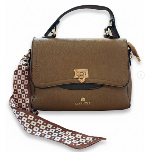 Lavanyaé Amara Classic Flap Bag