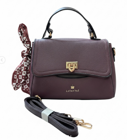 Lavanyaé Amara Classic Flap Bag
